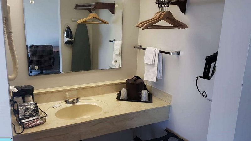 K Royale Motor Inn - Web Listing Photo (newer photo)